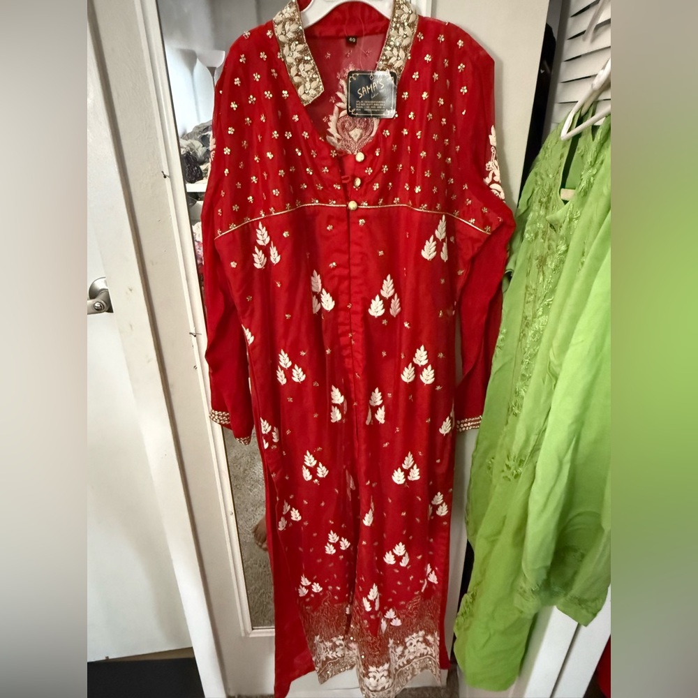 Red and White Embroidered Kurta